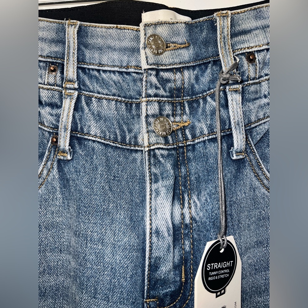 Saige Denim straight Leg 7/28 - Picture 6 of 9